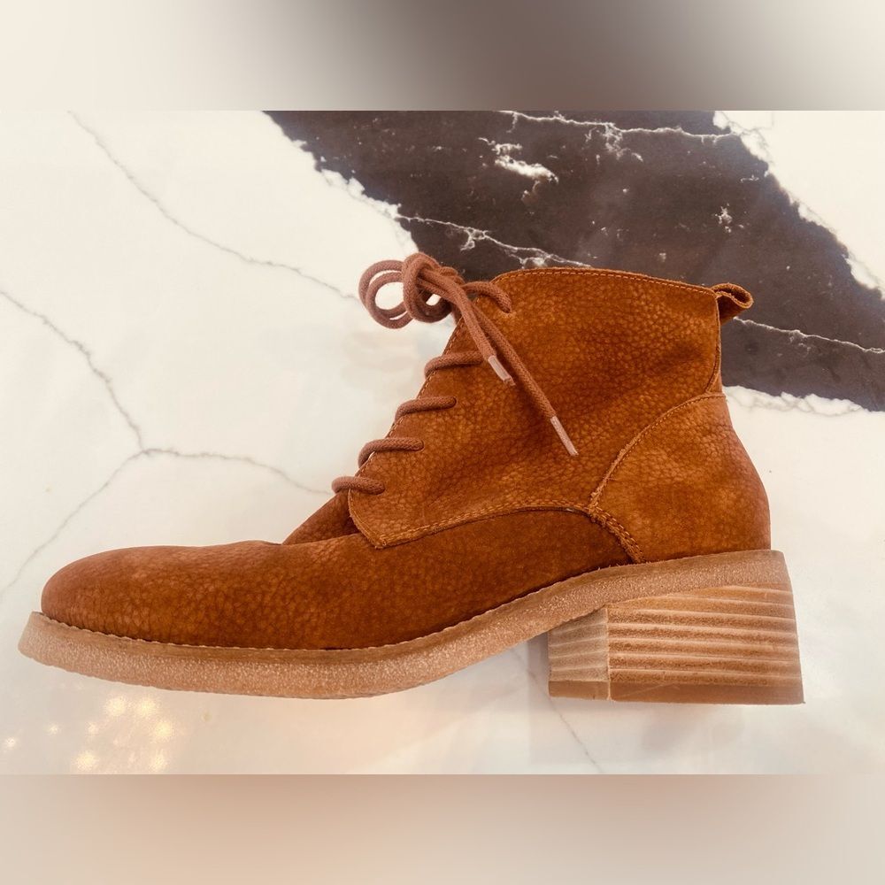 Lucky Brand Brown Ankle Boots - Picture 2 of 5
